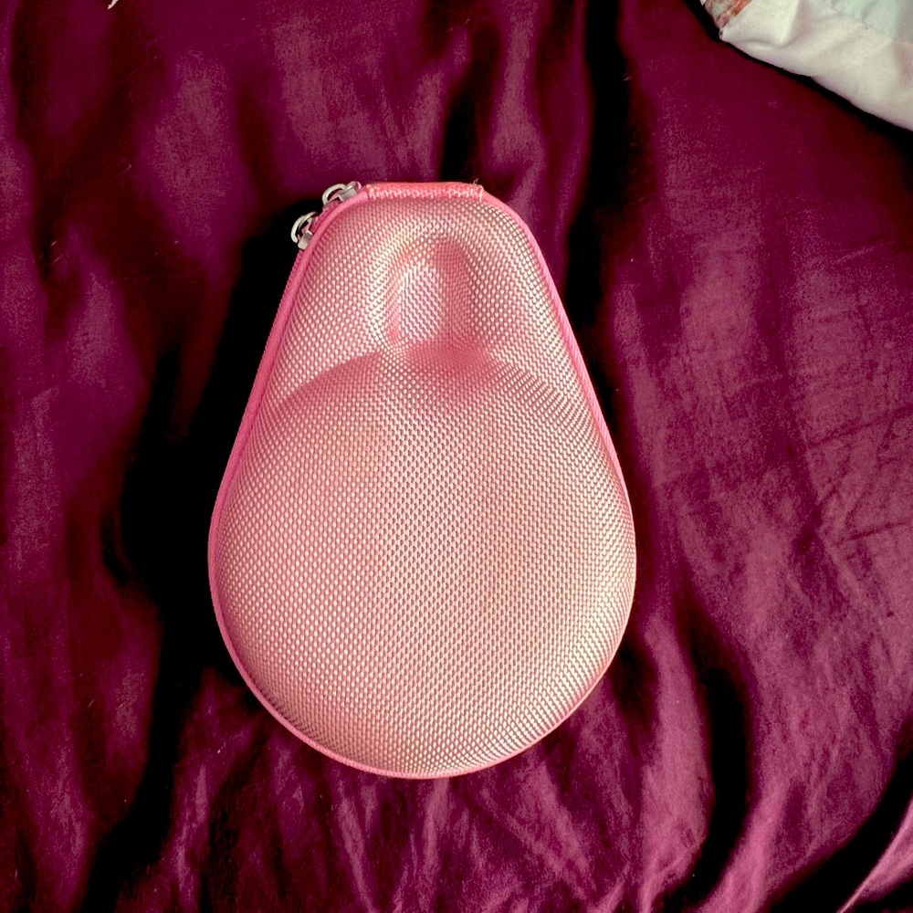 JBL WATERPROOF PORTABLE SPEAKER